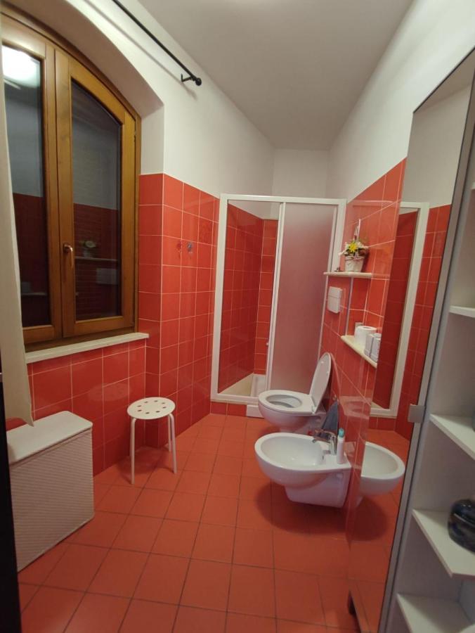 דירות פיומבינו Casa Le Sorelle מראה חיצוני תמונה